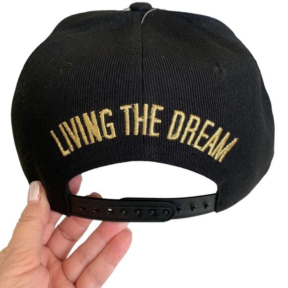 YRN Yung Rich Nation Black Migos Skull With Roses Snapback Hat NWT - Picture 3 of 5